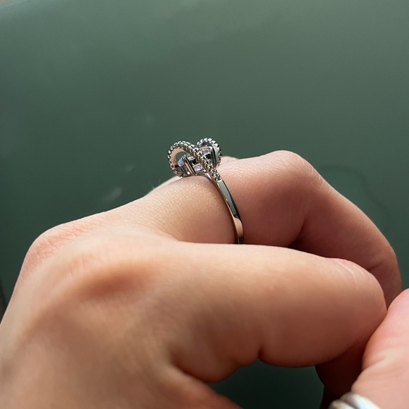 Charmed Aroma | Size 7 Ring - Picture 4 of 8